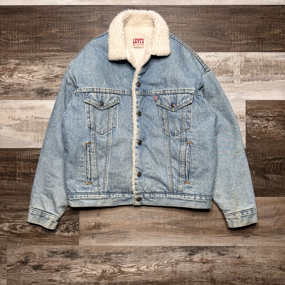 Vtg 80s 90s Levis Mens Denim Sherpa Lined Trucker Jacket Light Wash USA Made L